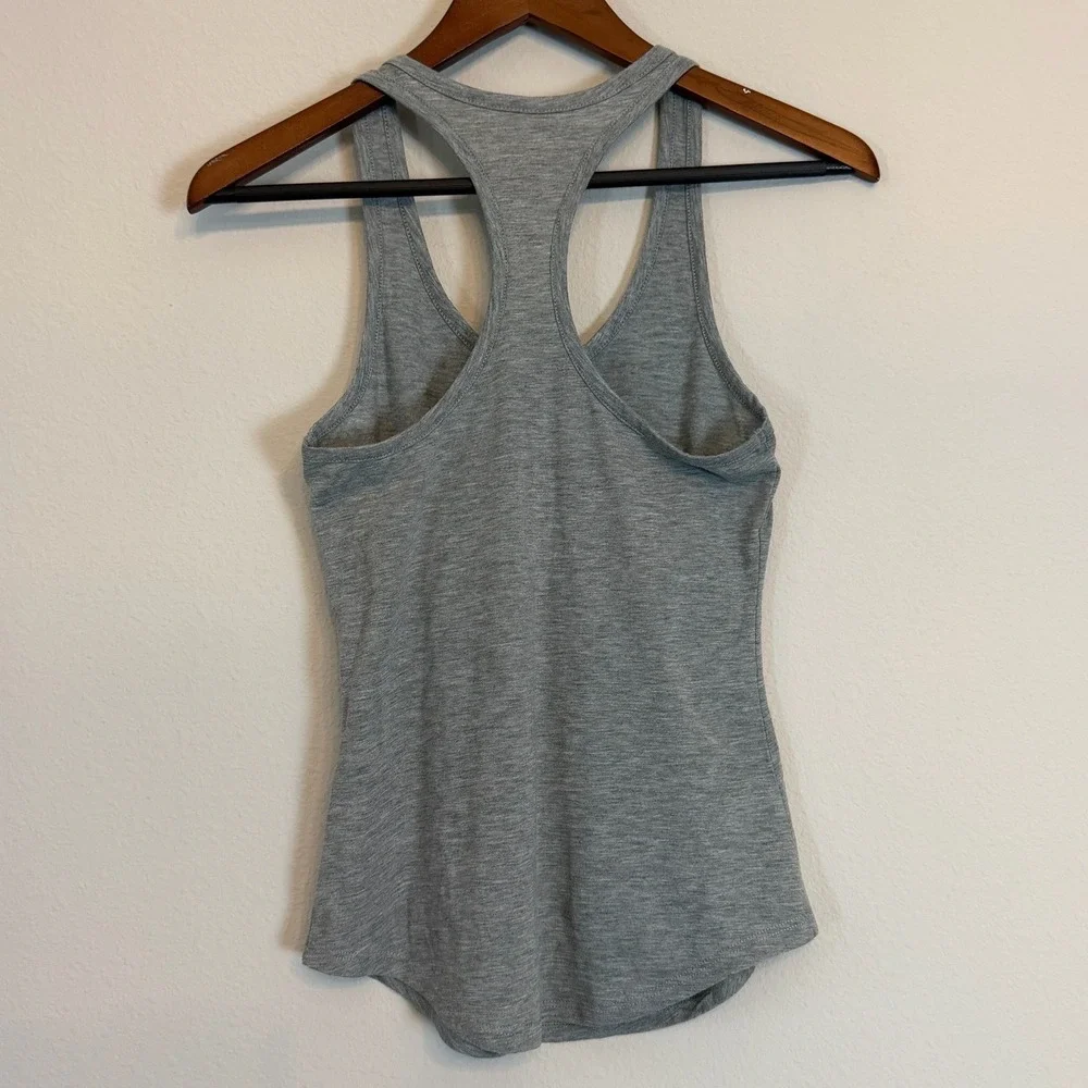Nike Dri-FIT Tank Top Womens XS Gray Racerback Running Training Graphic Athletic